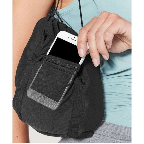 Lululemon Pack Light 1/2 Zip Pullover Jacket- Black Women's Size 2 Lightweight - Picture 6 of 15